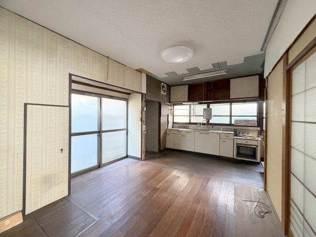 山本8丁目借家の内装