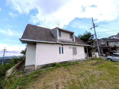 【庭】 | 京都府亀岡市東別院町鎌倉見立 | ■新規専任物件■京都府亀岡市東別院町■土地面積198.48h平米（約60.04坪）■全居室フローリングの5SLKD