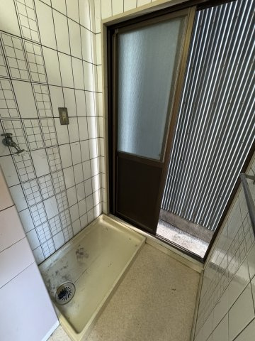 和歌山市北新博労町・中古戸建・54805のランドリースペース