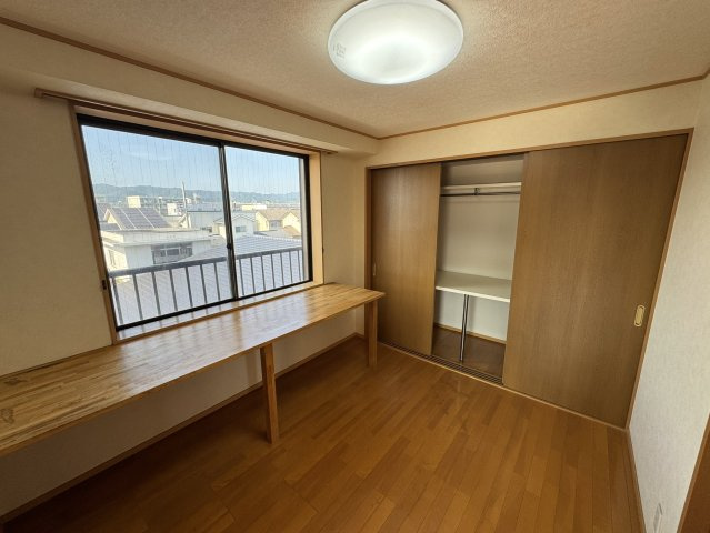 和歌山市北新博労町・中古戸建・54805の洋室