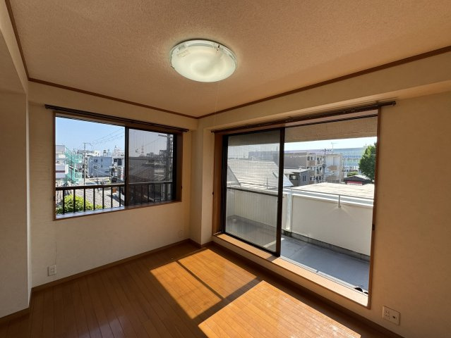 和歌山市北新博労町・中古戸建・54805の洋室