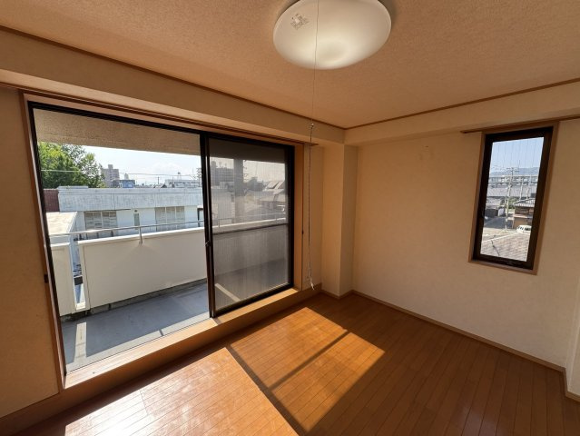 和歌山市北新博労町・中古戸建・54805の洋室