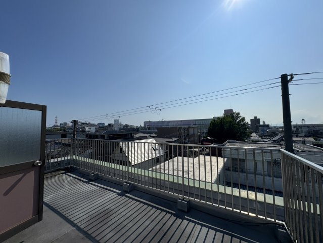 和歌山市北新博労町・中古戸建・54805のバルコニー