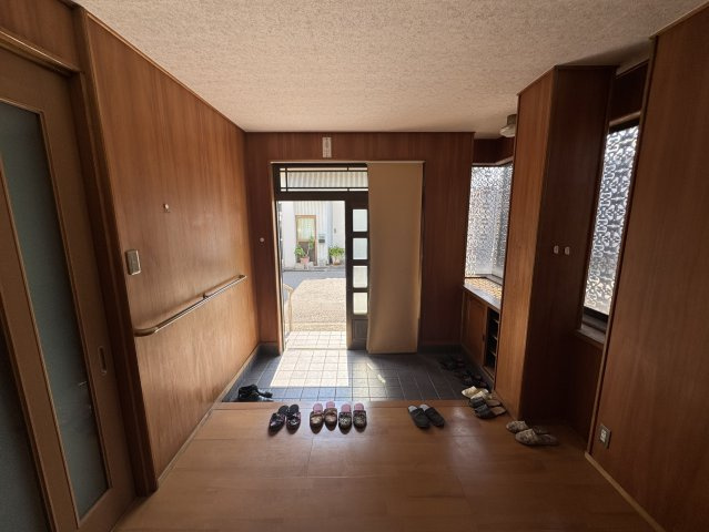 和歌山市北新博労町・中古戸建・54805の玄関