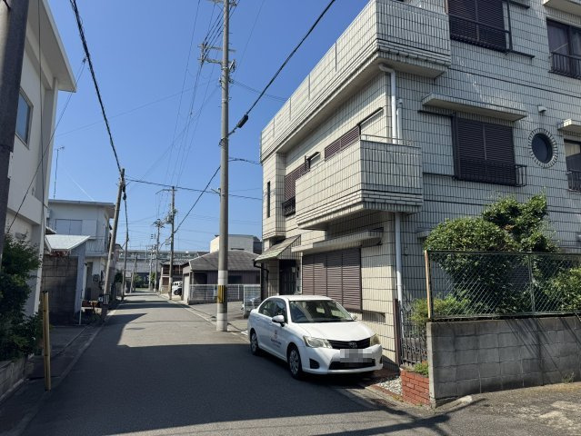 和歌山市北新博労町・中古戸建・54805の前面道路含む現地写真
