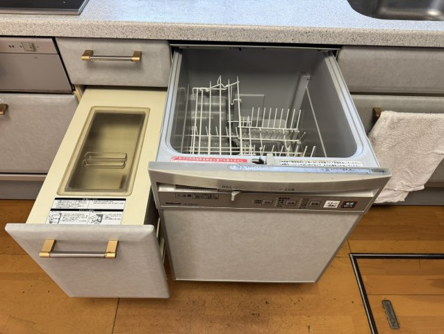 和歌山市北新博労町・中古戸建・54805のキッチン