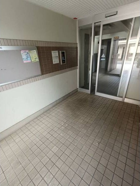 アークみささぎのエントランス