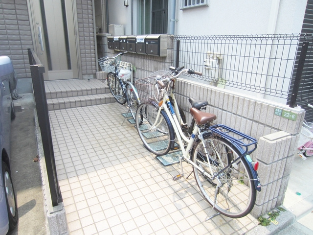 カーサエテルノのその他共用部分|駐輪場有ります☆