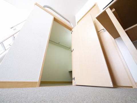 レオパレスプレミエ　エトワールの収納|収納があります