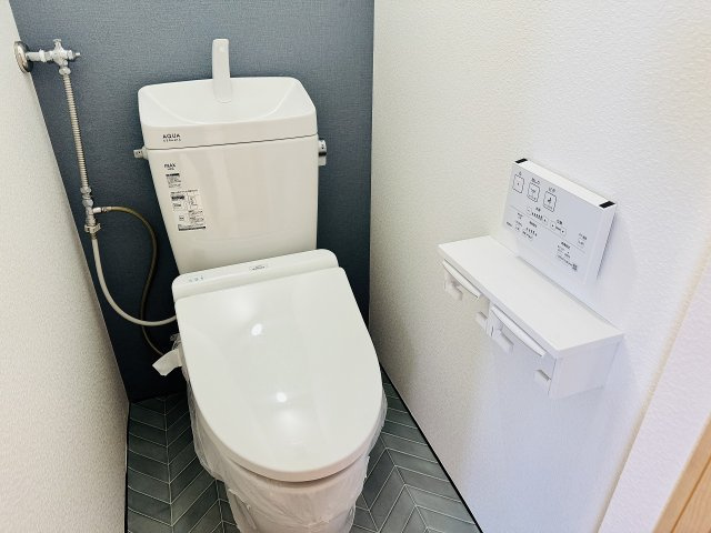 八王子狭間住宅１号棟のトイレ|～暖房温水洗浄機能付きトイレ　冬場は特に嬉しい機能ですね～