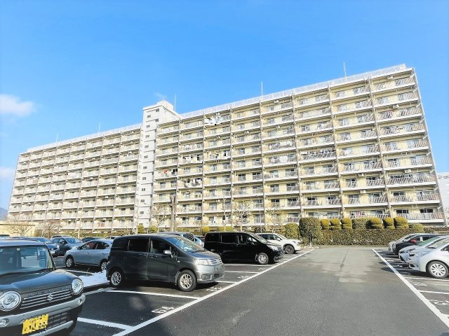 八王子狭間住宅１号棟の駐車場|～来客用パーキング有り～