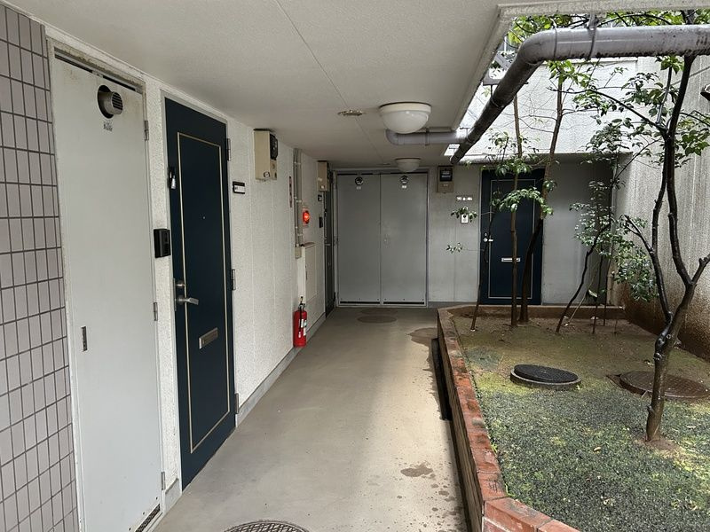 熊谷市箱田２丁目の賃貸マンションのロビー