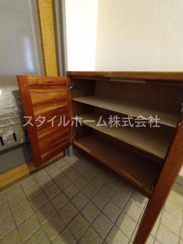 ユトリロ前田南の玄関