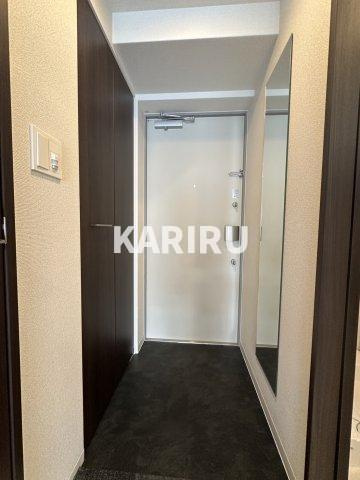スワンズシティ大阪エスクレアの玄関