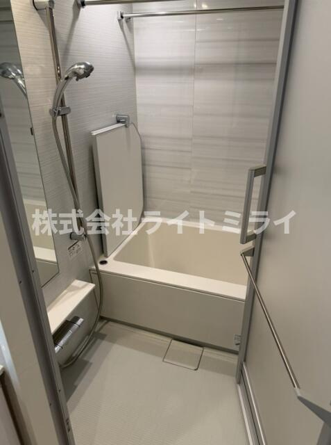 インプレストコア神楽坂の浴室| 