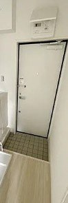 ルテラ氷川町の玄関