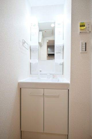 ＺＥＲＤＩＡ草加の独立洗面台