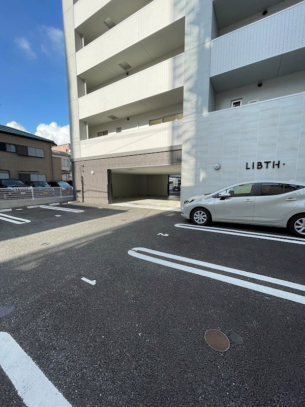 LIBTH下呉服の外観