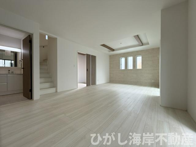 平塚市東中原２丁目　　新築戸建　　全２棟の居間・リビング|20.5帖　LDK