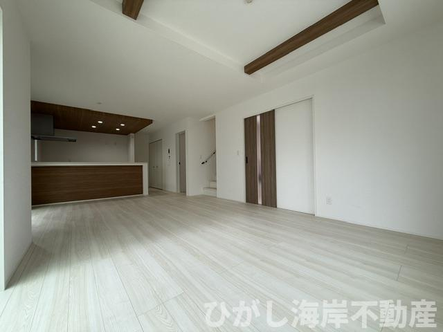 平塚市東中原２丁目　　新築戸建　　全２棟のダイニング|20.5帖　LDK