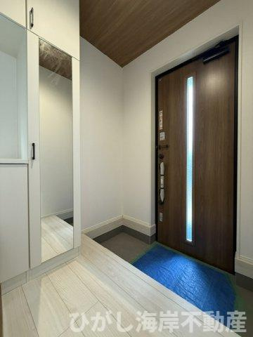 平塚市東中原２丁目　　新築戸建　　全２棟の玄関|玄関