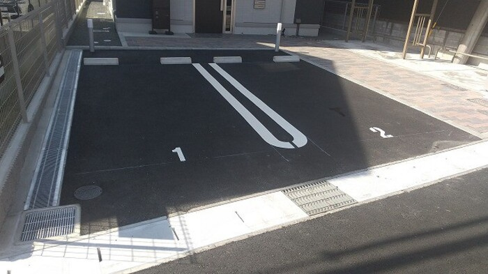 ノアの駐車場