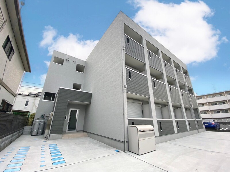 SOLANA桶川西