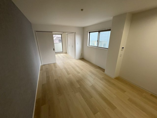 キャトルセゾン豊中本町の居間・リビング