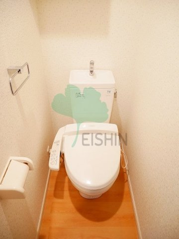 ラセット博多のトイレ|清潔感のあるトイレです。