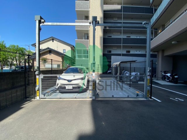 ネストピア博多グランドステージ2の駐車場