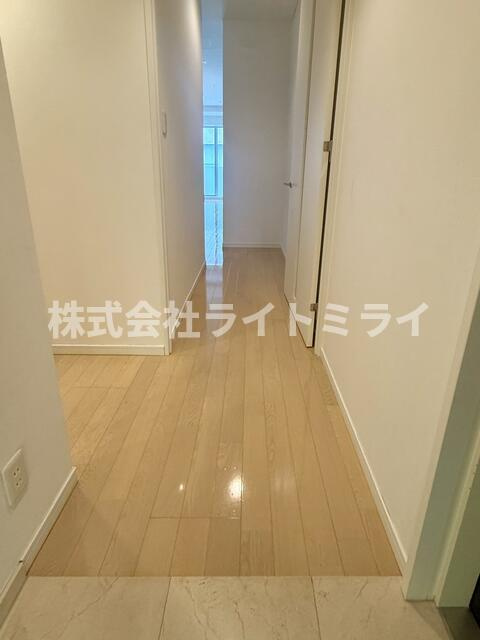 富士見イーストの玄関|廊下（現況） 