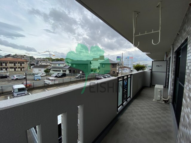 クレスティ空港前