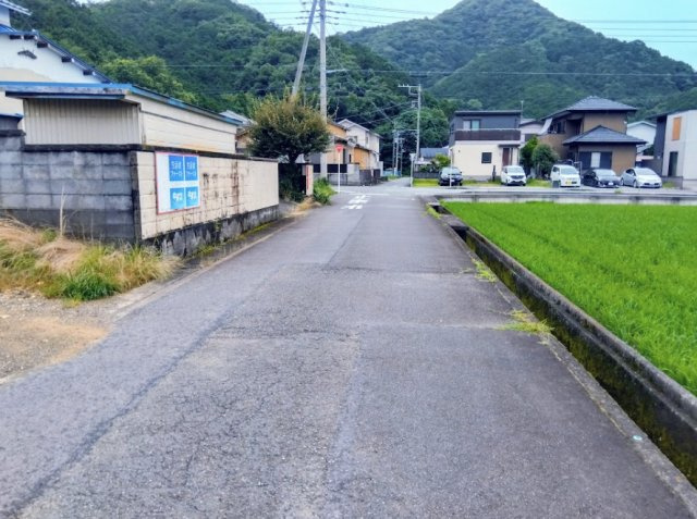 売土地　駿東郡清水町徳倉の周辺|のどかな田園風景が広がり、視界を遮るもののない開放的な立地です。静かで心地よい暮らしが叶います。