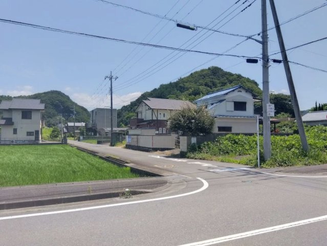 売土地　駿東郡清水町徳倉の周辺|四季の自然を感じられる、落ち着いた住環境が魅力です。静かな自然環境と暮らしやすさを兼ね備えた、魅力ある住まいです。