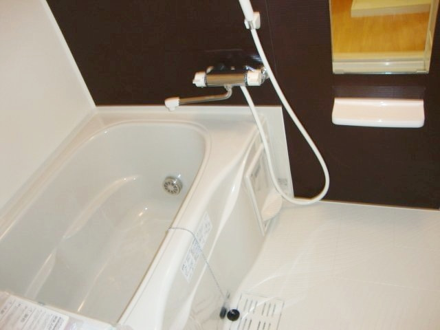 鎌倉市笛田１丁目の賃貸マンションの浴室|清潔感のあるお風呂です♪