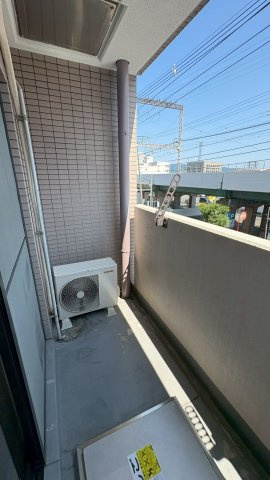 ビクトワール小阪のバルコニー