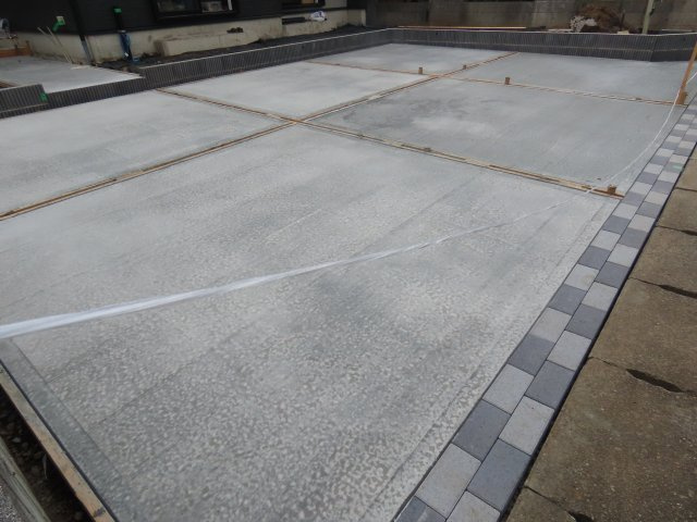 鶴ヶ島市羽折町新築戸建の駐車場