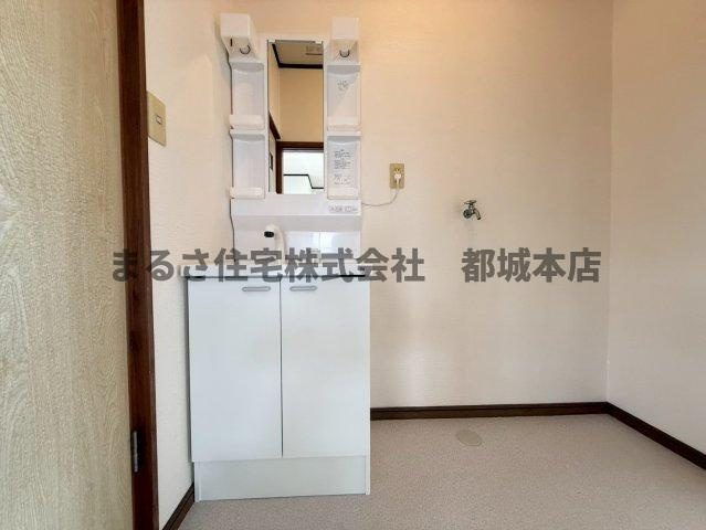 鷹コーポの独立洗面台