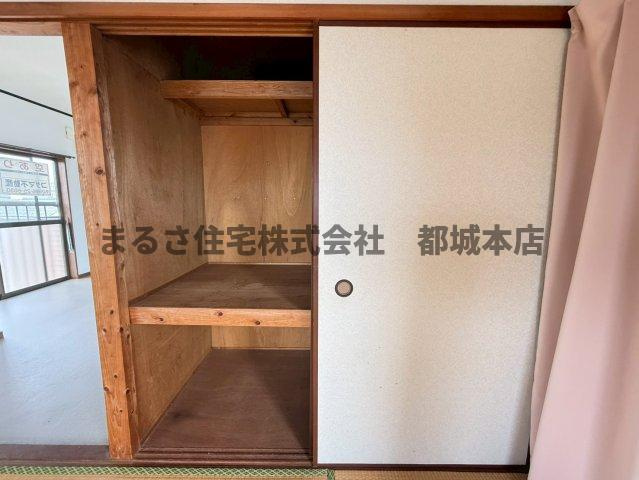鷹コーポの収納