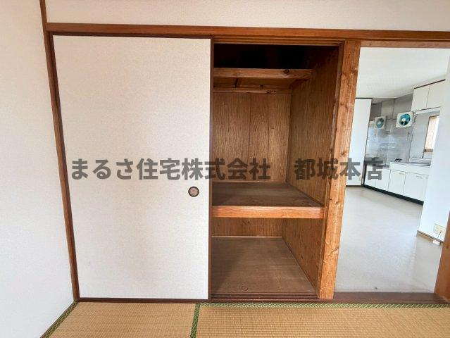 鷹コーポの収納