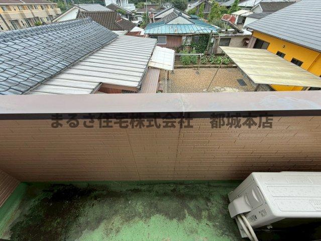 鷹コーポのバルコニー