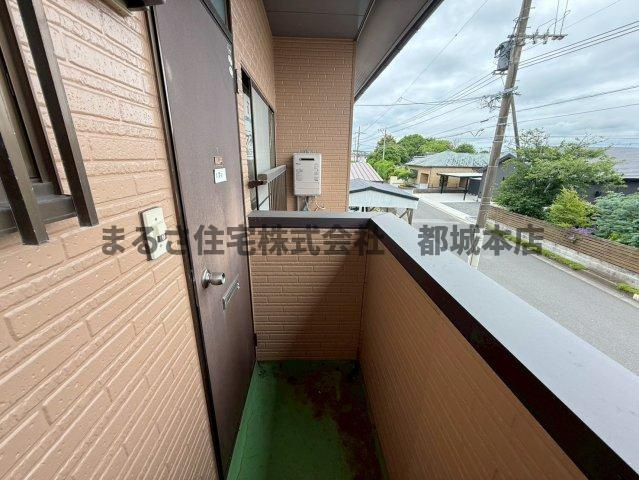 鷹コーポのエントランス