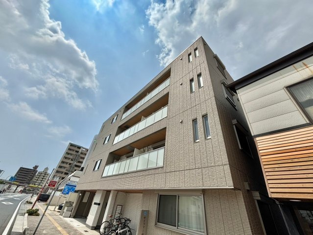 シャーメゾン坂田町