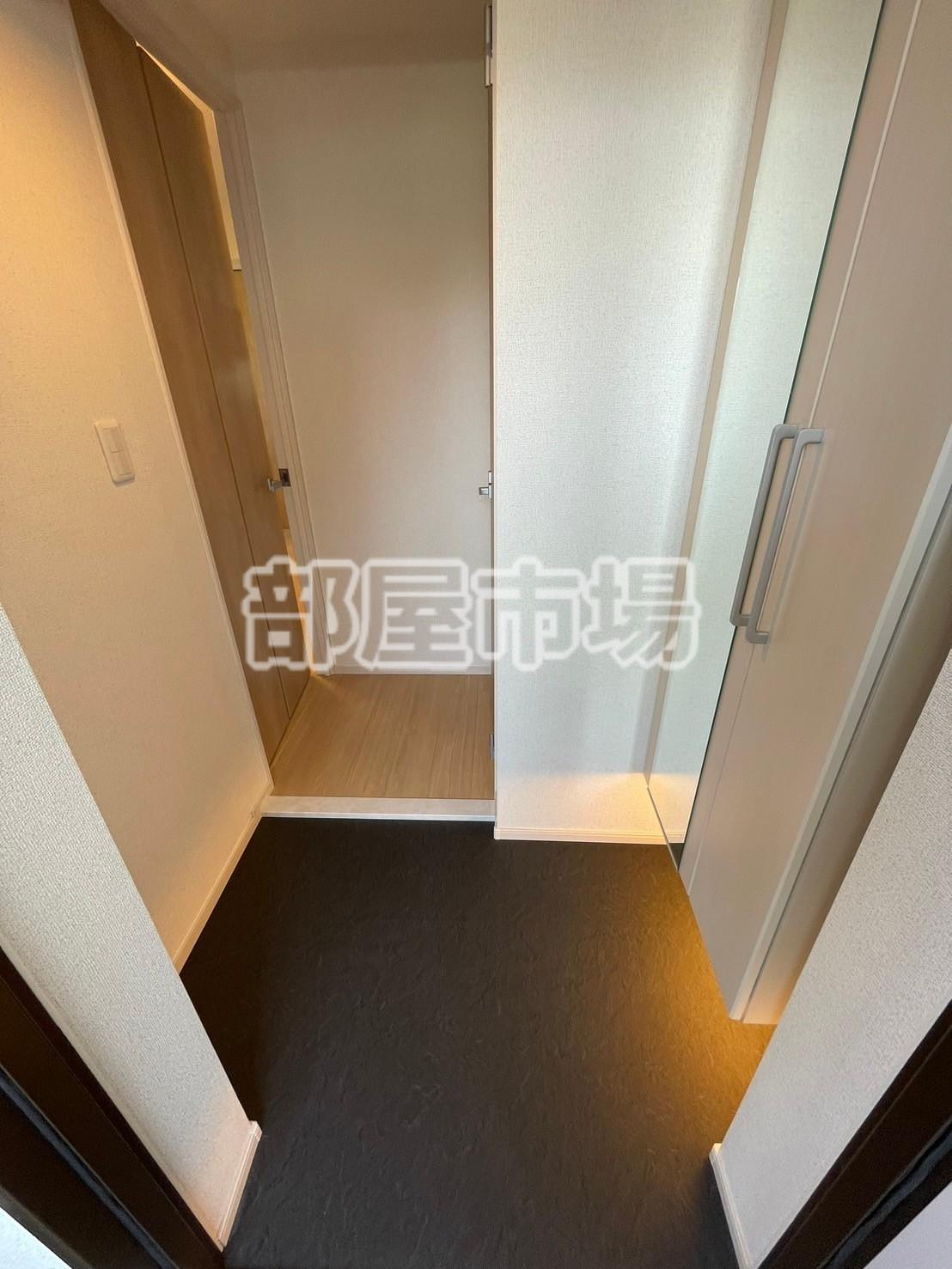 Ｅ.ステージ新御徒町の玄関