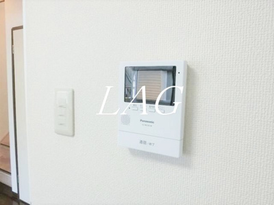 【セキュリティ】 | ルミネ新中野 | モニター付インターホンです。