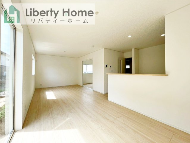 水戸市平須町第8　新築戸建　4号棟の居間・リビング