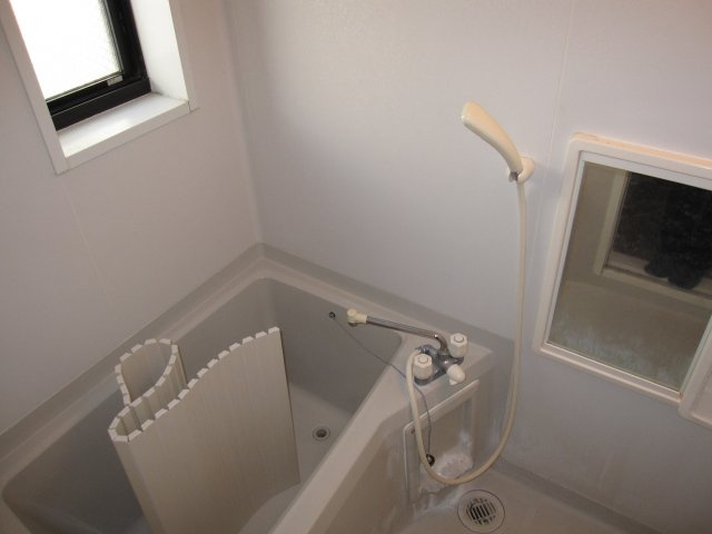 シンプルで使いやすい浴室です！