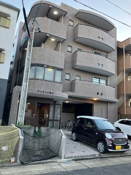 サンライズ駒方の外観