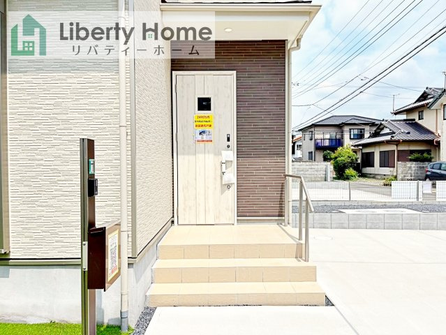 ひたちなか市津田　新築戸建　B号棟のエントランス