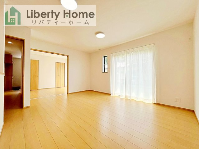 ひたちなか市津田　新築戸建　B号棟の居間・リビング